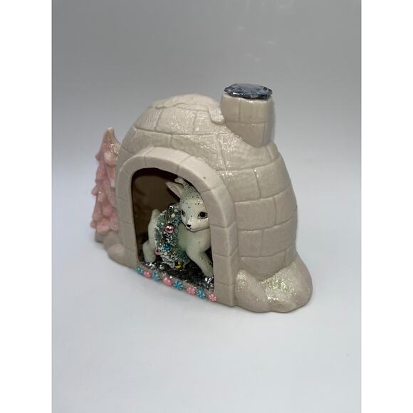 Vintage Ceramic Igloo Diorama Pastel Blue Reindeer With Wreath Pink Tree OOAK - Picture 16 of 16